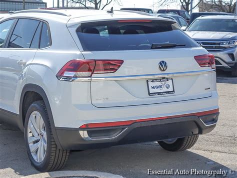 Sculpting its sheetmetal saves this atlas variant about 200. New 2020 Volkswagen Atlas Cross Sport SE w/Technology 4Motion 4 Door Wagon White for Sale in ...