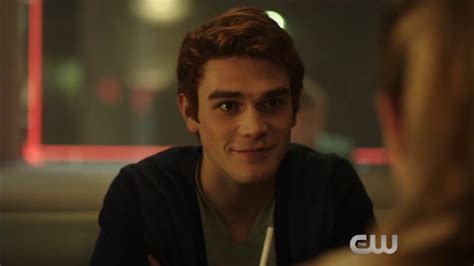 Veronica is getting married on season 2 of riverdale. #tounguetied (mit Bildern) | Filme, Serien