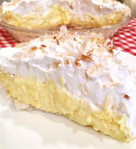 A healthy lifestyle is crucial to living well with diabetes, and managing your diet plays a significant part in that process. Easy Coconut Cream Pie | Norine's Nest