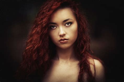 Fond Décran Visage Femmes Maquette Cheveux Longs Rouge La Photographie Peau Tête