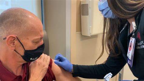 The expansion to include restaurant, food delivery and taxi workers in the list of essential workers who can get vaccines came after the city pressed gov. COVID VACCINE AVAILABLE NOW TO INYO/MONO RESIDENTS AGED 75 ...