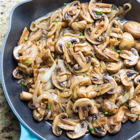 Unlike dogs, cats aren't likely to steal food off your plate. Balsamic Mushrooms and Onions Recipe | Culinary Hill
