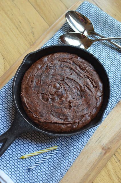 Mini Skillet Brownie Sundae Skillet Brownie Brownies Recipe Easy