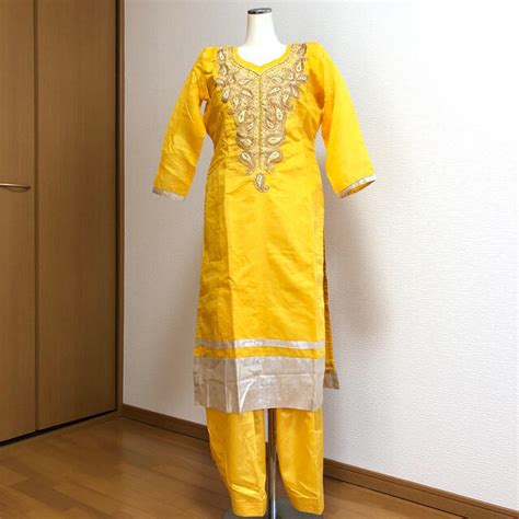 インド民族衣装 サルワールカミーズ パンジャビドレス パンジャビスーツ イエローの通販 by インド 民族衣装｜ラクマ