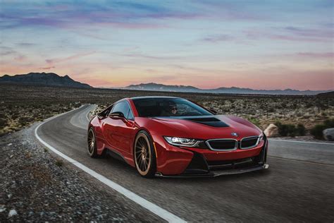 Quick Look At The Best Luxury Sports Cars Of The Outgoing