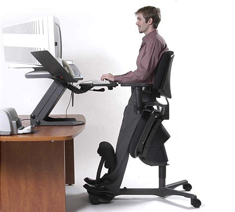 Many people opt for an ergonomic desk chair to be used in between standing sessions because it is a very comfortable choice that supports the whole body. standing work station | Офисный стул, Дизайн стула, Стул