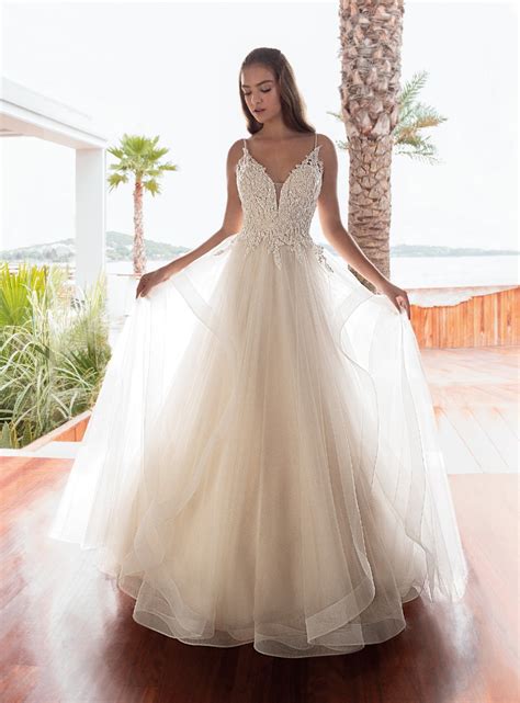 Modern Bridal Gowns Wedding Dresses Romantic Wedding Dress Styles
