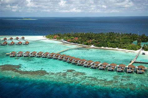 Top 5 Tropical Islands Resort Getaways
