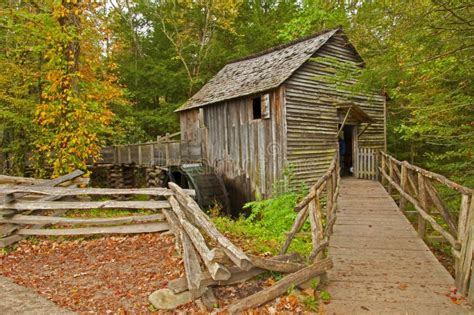 Old Grist Mill In The Fall Stock Image Image Of Fall Nature 27367901
