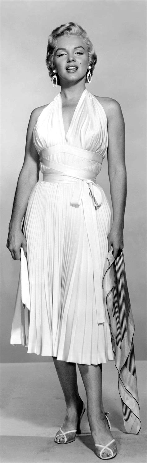 marilyn monroe in william travilla the seven year itch iconic dress 1955 marilyn monroe