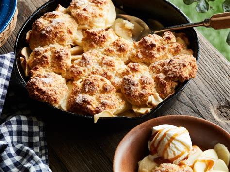 Meet the cast of duff's happy fun bake time. Smoked Apple Cobbler Recipe | Food Network Kitchen | Food ...