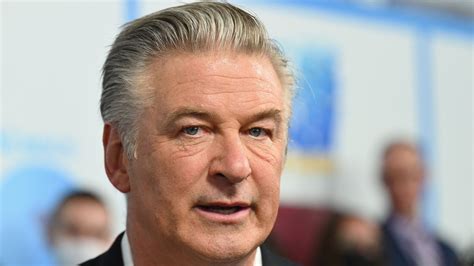 Prosecutors To Drop Charges Against Alec Baldwin In Rust Shooting