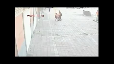 فیلم آتش زدن زن در خیابان