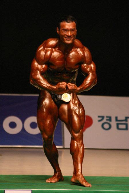Yang Sang Hun 양상훈 Korean Bodybuilder Bodybuilding Singing