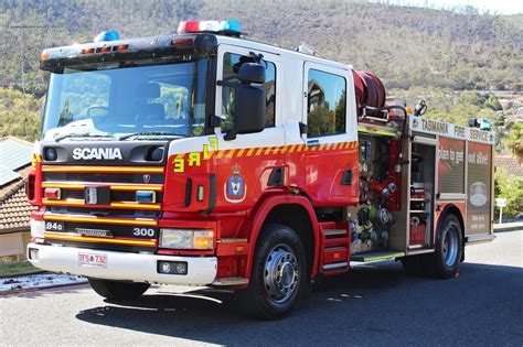 Tasmania Fire Service Clarence 11 Fire Service Fire Trucks Fire Engine Party