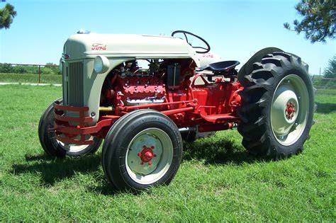 Back When 1952 Ford 8n Farmers Hot Line