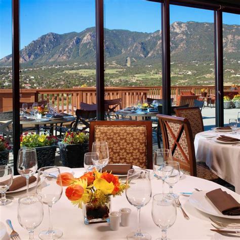 Best lunch restaurants in colorado springs, el paso county: Mountain View Restaurant at Cheyenne Mountain Colorado ...