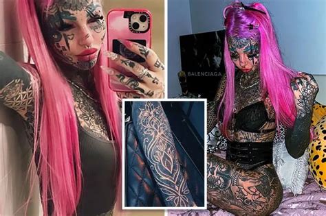 Tattoo Model Amber Luke Hissed At By Judgemental Strangers Daily Star