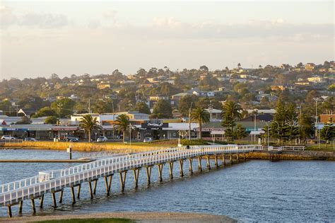 How To Spend 48 Hours In Lakes Entrance Needabreak