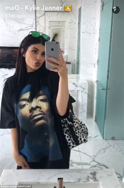mirror mirror jenner puckered up for the camera in a recent snapchat kylie jenner outfits