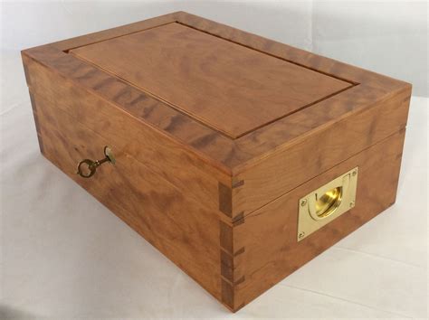 Hand Crafted Cherry Jewelry Box By David Klenk