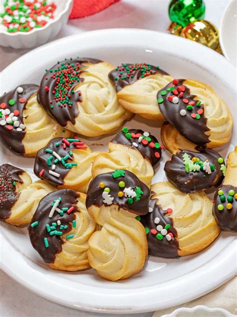 Easy Christmas Butter Cookies Ready In 20 Minutes Drive Me Hungry