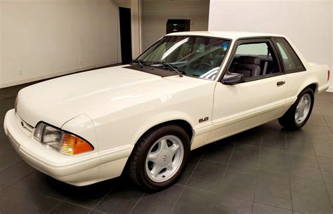 For Sale 1993 Ford Mustang Lx 50 Notchback Vibrant White 50l V8 5