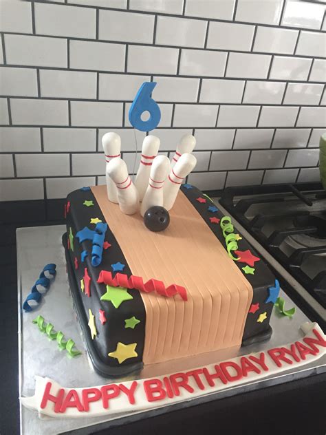 Bowling Theme Cake Bowling Cake Themed Cakes Junk Food Chaos