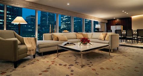 Relax and restore in the comfort of our al fouz luxurious hotel suites. Find the most luxurious Hotel Suites in Tokyo