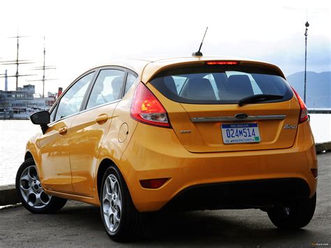 Pictures Of Ford Fiesta Hatchback Us Spec 201013 2048x1536