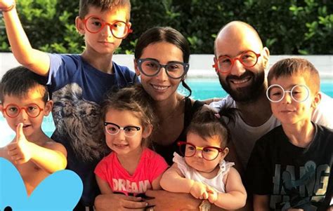 Και παρόλο που αυτή δεν είναι η πρώτη φορά που η πανέμορφη. Στο φημισμένο Ναυάγιο η οικογένεια Σπανούλη | imommy