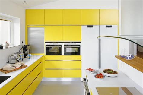 25 Modern Yellow Kitchen Designs