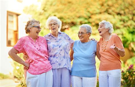 What Is A Senior Living Community Greatsenioryears