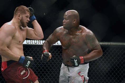 Derrick lewis breaking news and and highlights for ufc 265 fight vs. UFC Austin bonuses: Derrick Lewis' rally earns Performance ...