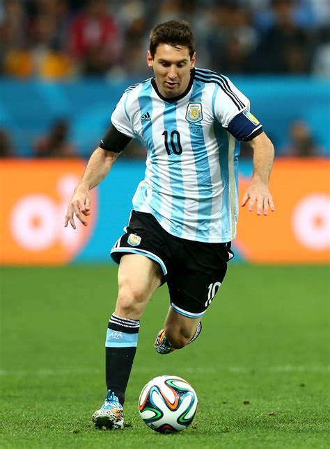 Lionel messi's seemingly imminent transfer away from fc barcelona is so big that it has garnered interest from the highest echelons of politics, with argentina's president making a personal. Lionel Messi Photos - Netherlands v Argentina - 7091 of ...