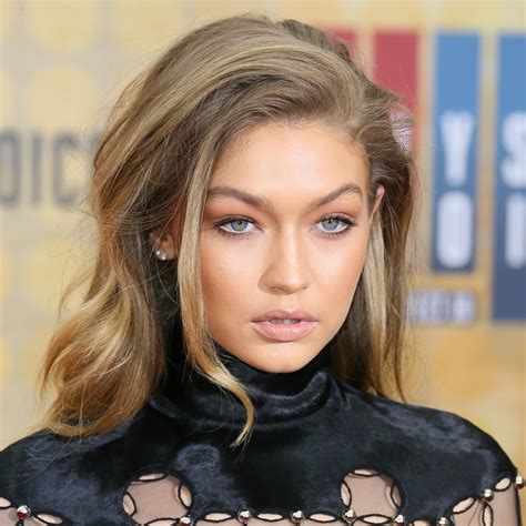 In addition to this, she has received death threats and the address of gigi hadid has been leaked. Güzel Model Gigi Hadid'in Evi De Büyülüyor! - Milliyet ...
