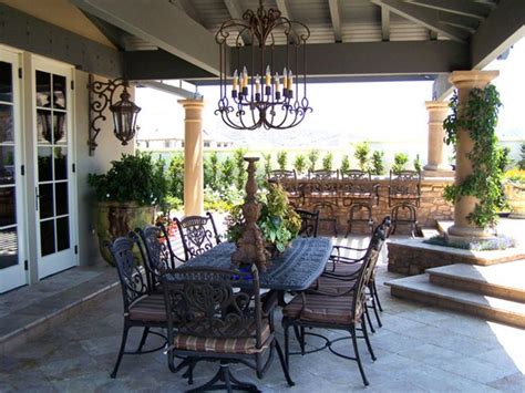 20 Stunning Outdoor Dining Room Ideas
