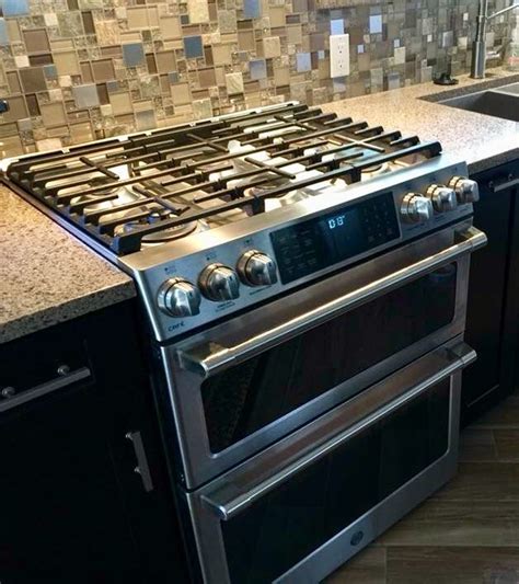 Love This Commercial Style Has Range With Double Ovens Including A