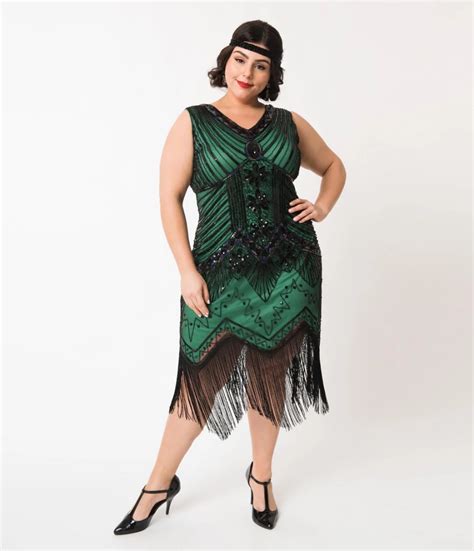 1920s vintage inspired sequin flapper dress. Unique Vintage Plus Size 1920s Deco Green & Black Sequin ...