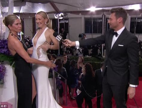 Jennifer Aniston Pats Kate Hudsons Derriere At The Golden Globe Awards