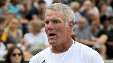 Brett Favre Wanted To Have A Threesme With Us When A Masseuse Made Shocking Allegations