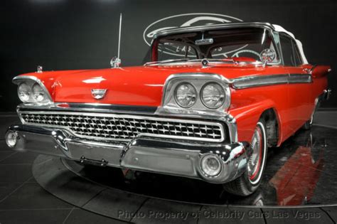 The skyliner hardtop convertible and ford fairlane 500 sunliner convertible also were officially part of the galaxie series, even though they still wore fairlane 500 script badging. 1959 Ford Galaxie Sunliner 500 Convertible Las Vegas Auto - Classic Ford Fairlane 1959 for sale