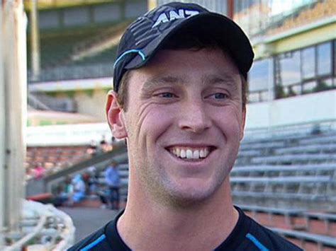 The musical (2019), lipstick heels and a 45 and shakespeare's globe: மை குட்னெஸ்... நெஹ்ராவை வாங்கியது சென்னை சூப்பர் கிங்ஸ் ...