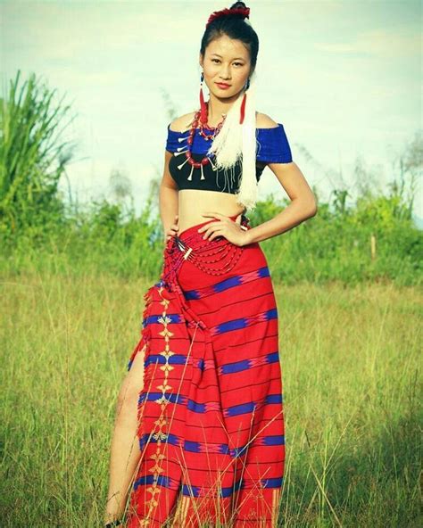 Naga Woman Google Search India Traditional Dress National Clothes