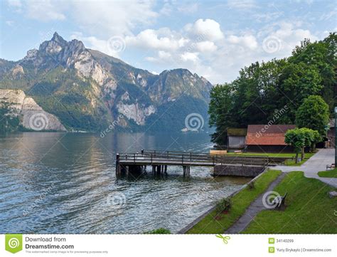 Traunsee Summer Lake Austria Stock Image Image Of Shore Mountain