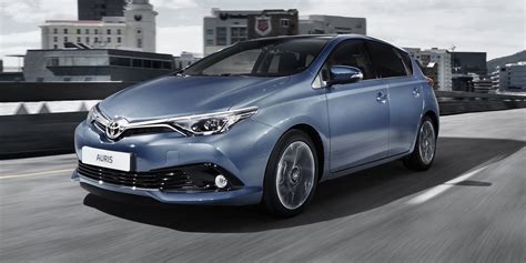 Toyota Corolla Facelift Details Geneva Motor Show