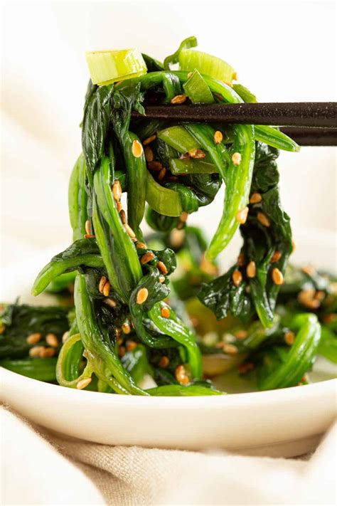 Korean Seasoned Spinach Sigeumchi Namul Wandercooks