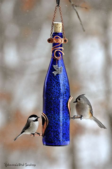 Apr 29, 2020 · a diy bird feeder doesn't get more charming than this repurposed tea cup and saucer. Rebecca's Bird Gardens Blog: Wine Bottle Bird Feeders