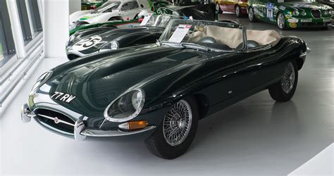 Jaguar E-Type - Wikipedia