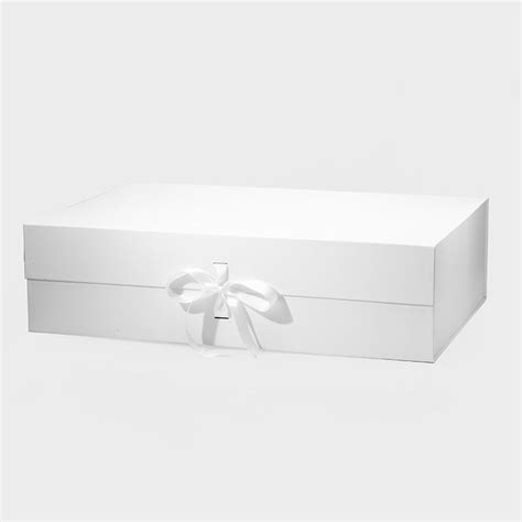 Xxxl White Magnetic T Box With Ribbon Custom Luxury T Boxes In